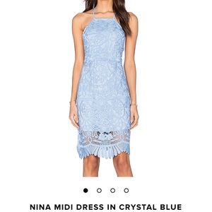 ISO this dress in a medium (NOT SELLING)